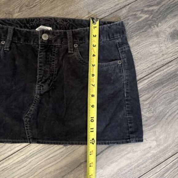 American Eagle Y2K Corduroy Mini Skirt Blue Pockets Size 6 Junior Distressed - Picture 7 of 8